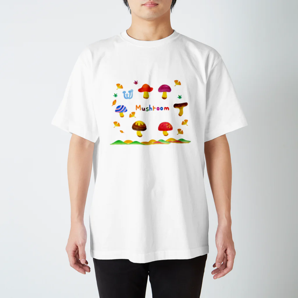 水彩イラストグッズの秋のかわいいキノコ Regular Fit T-Shirt