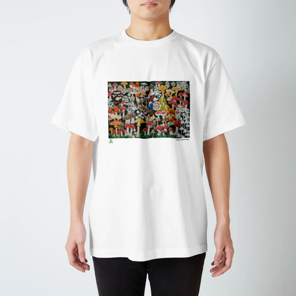 天才アートKYOTOの天才アートKYOTO＿大場多知子＿１「きのこ祭り」 Regular Fit T-Shirt