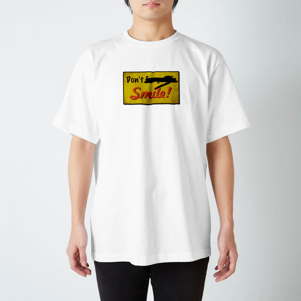 stereovisionのDon't Smile! （笑うな） Regular Fit T-Shirt