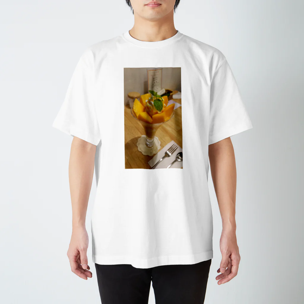 finlandfinlandの美味しい！マンゴーパフェ♪ Regular Fit T-Shirt