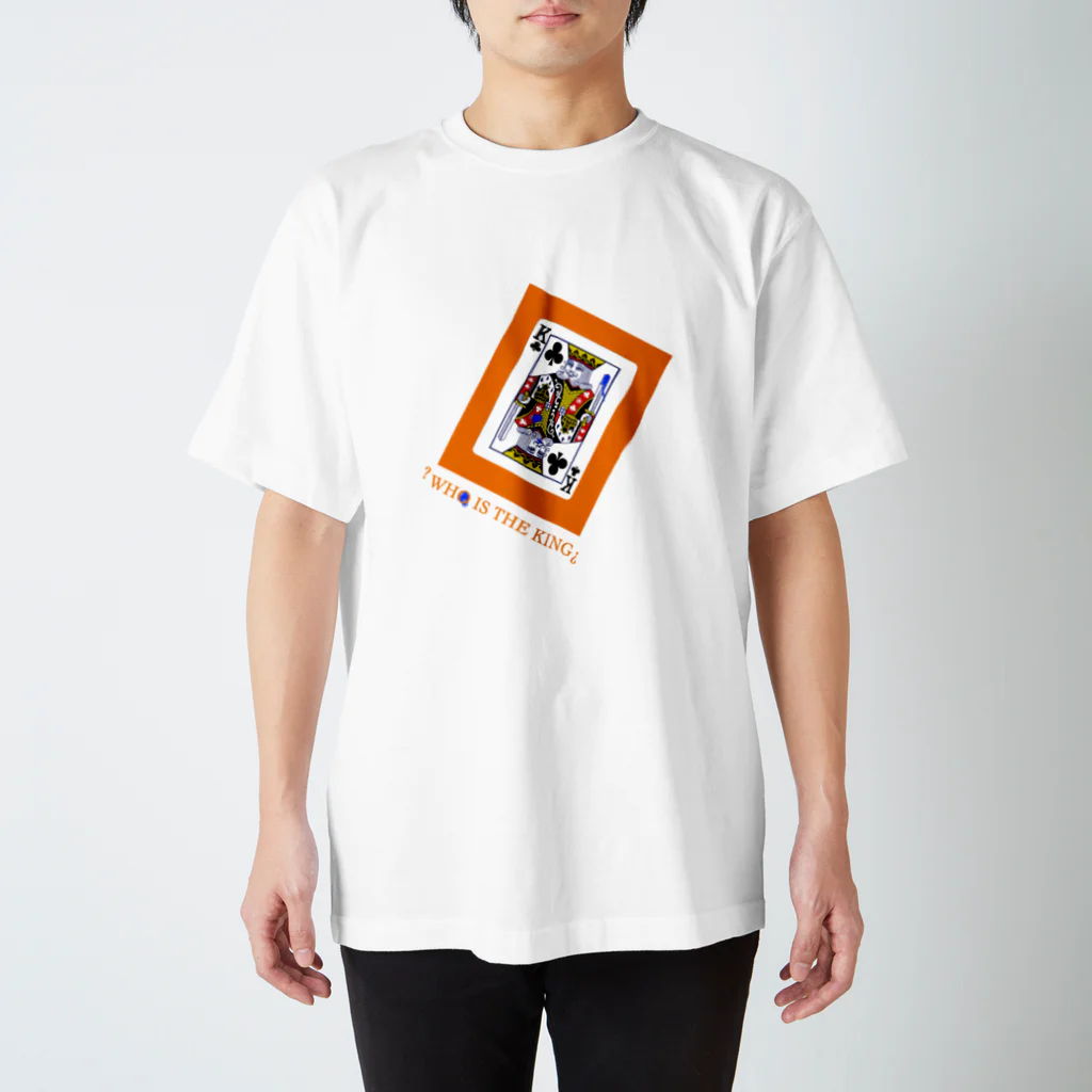 [Panguish]のWHO IS THE KING Regular Fit T-Shirt