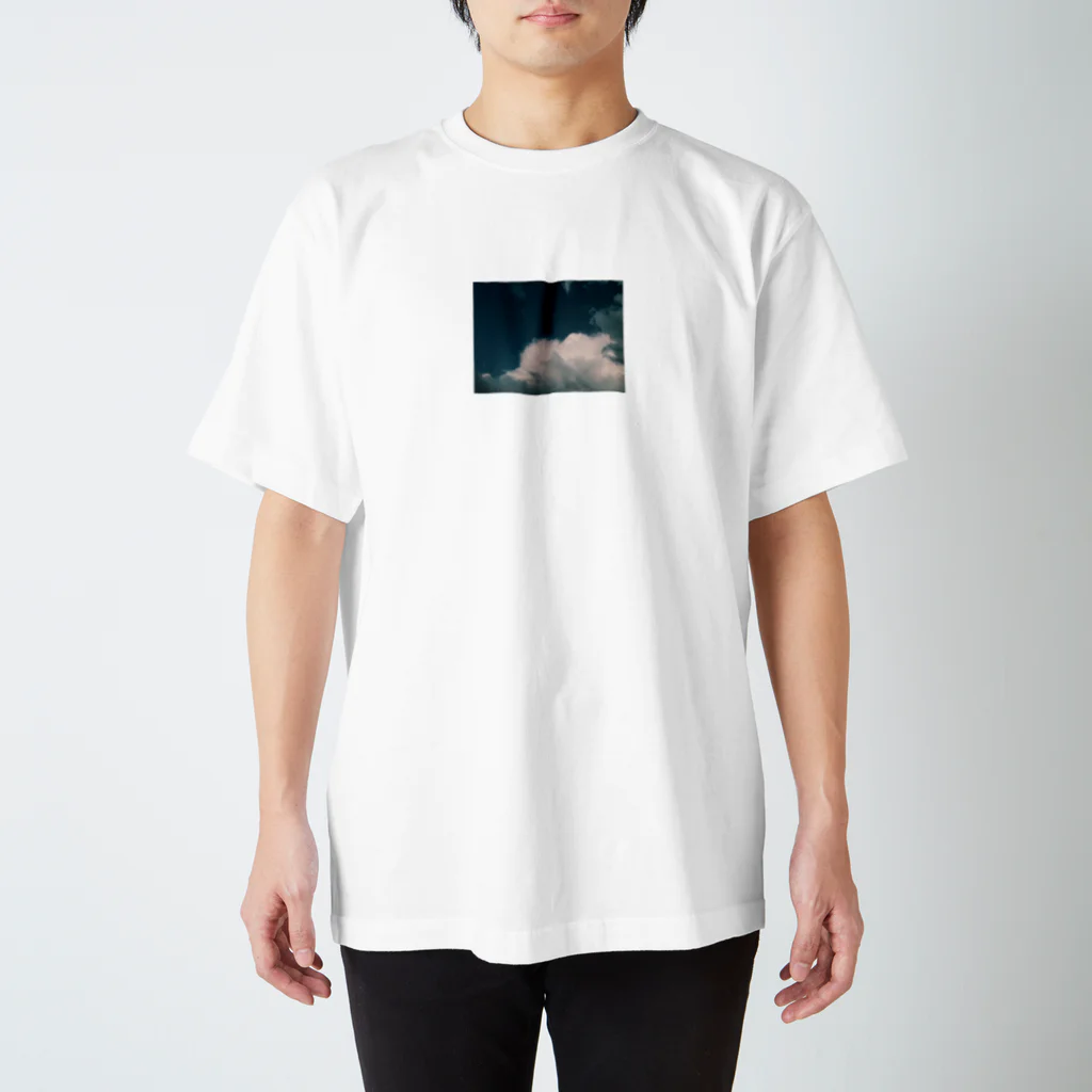 ○の明るい夜の空 Regular Fit T-Shirt