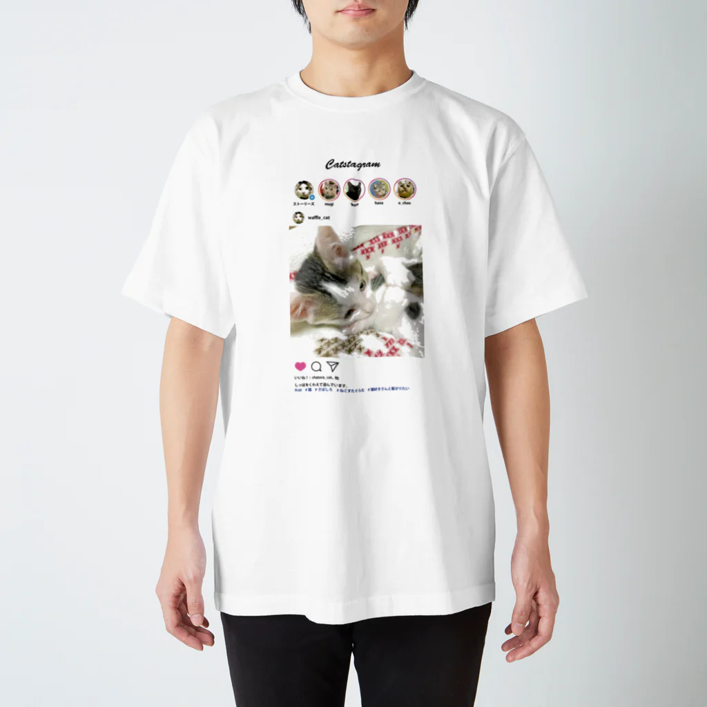 アトリエかののCatstagram　猫写真UPしたよ！ Regular Fit T-Shirt