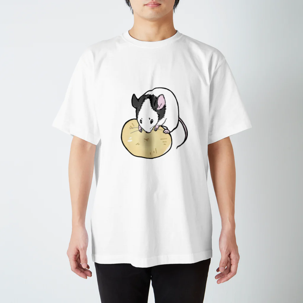 ハムスター＆ねずみ㌠のバナナを食べるパンダマウス スタンダードTシャツ