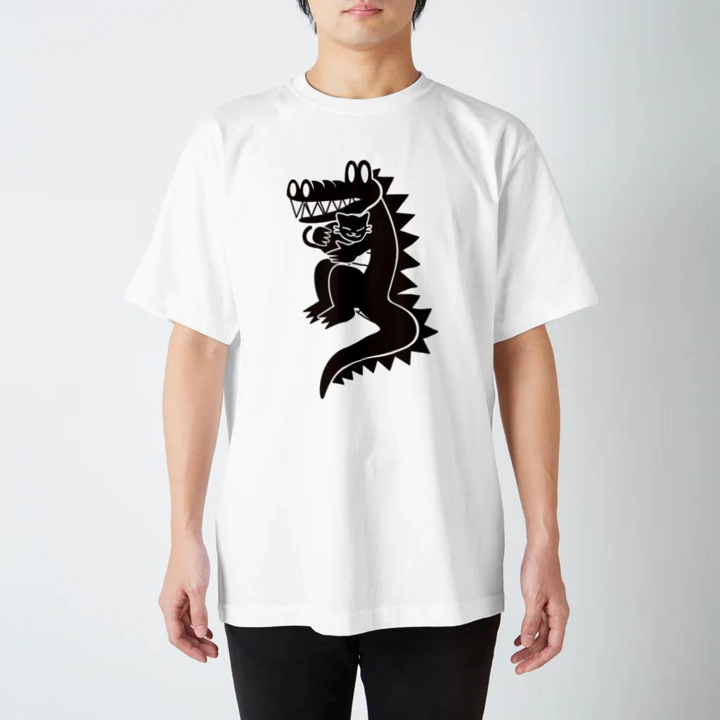 サタカ(Sataka)のワニ猫抱っこ スタンダードTシャツ