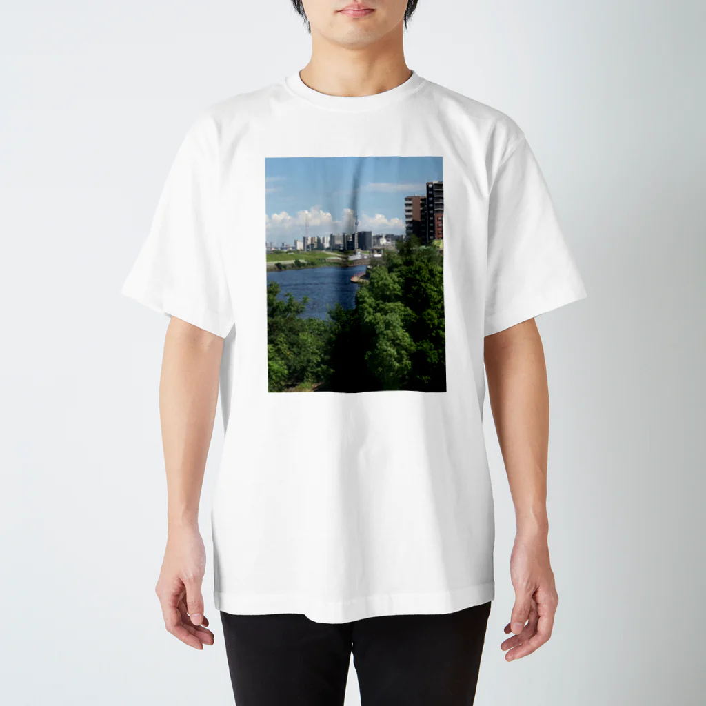 はるんけあの街並み 東京スカイツリーを添えて スタンダードTシャツ