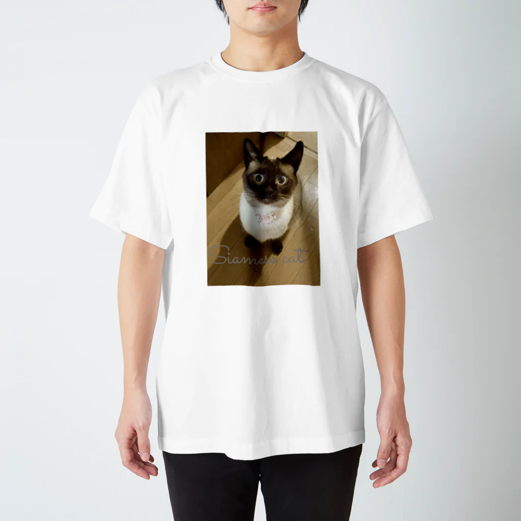 Siamese cat シャムのSiamese cat シャム猫 スタンダードTシャツ