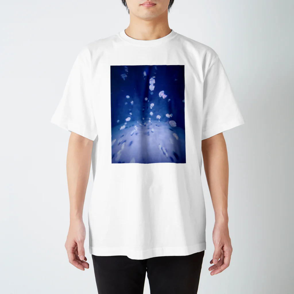 chris4403のSUZURIのJellyfish Regular Fit T-Shirt