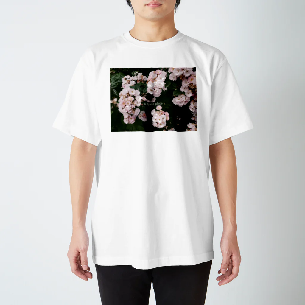 kaoru_andの静かな場所 Regular Fit T-Shirt