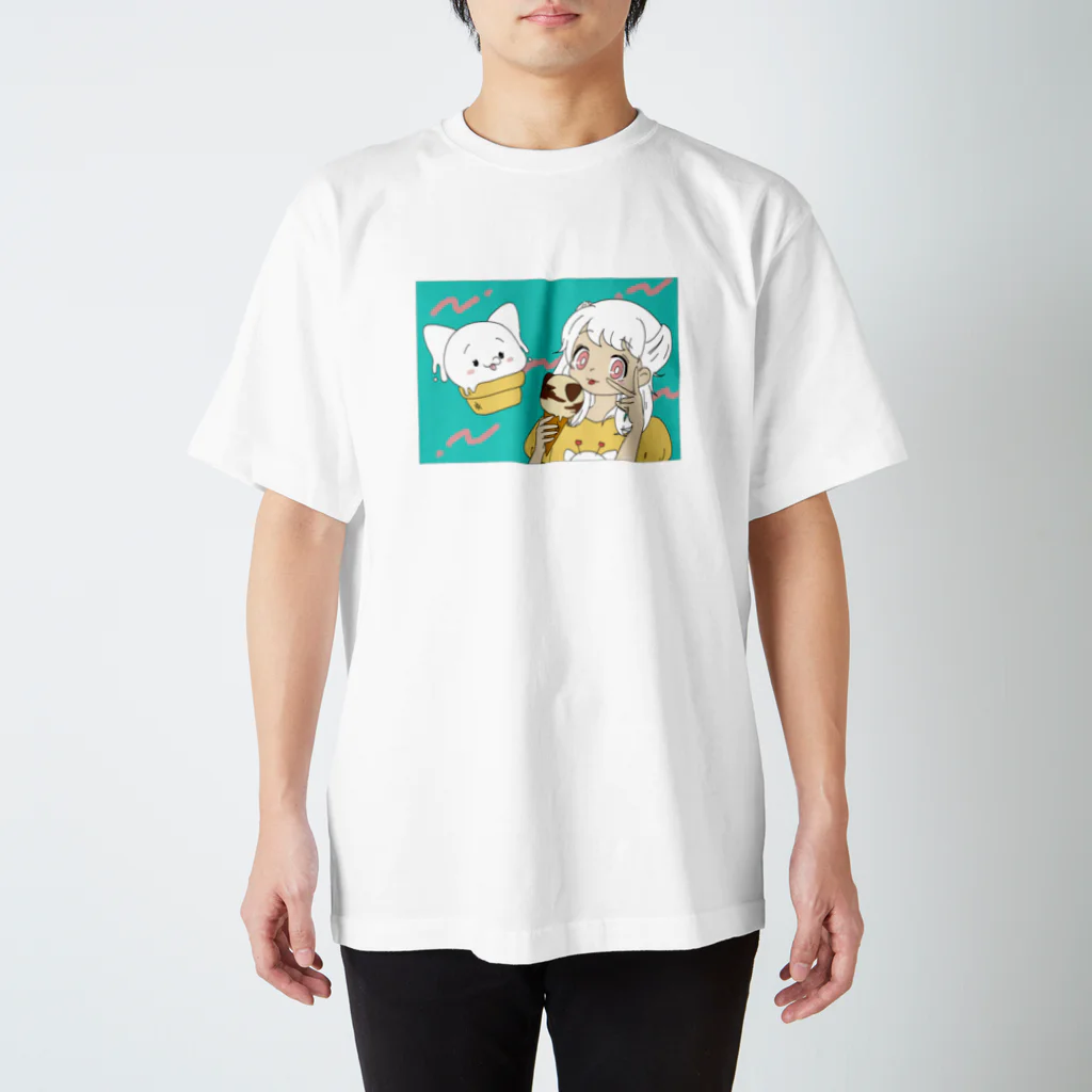 さらだふれんずのにゃいす と 推しガール スタンダードTシャツ