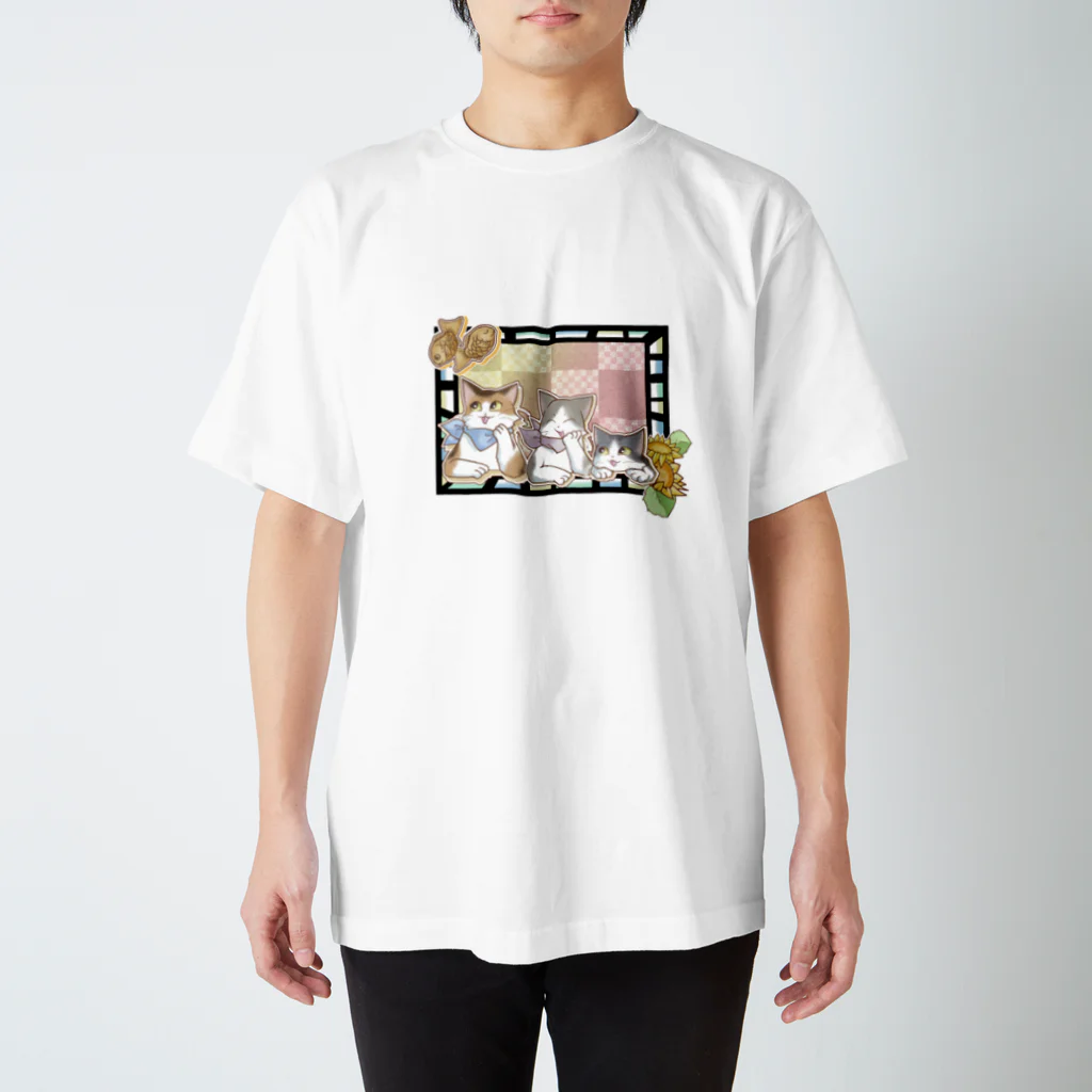 ぷぅ猫堂の3匹のノルウェージャンとひまわりのTシャツ Regular Fit T-Shirt