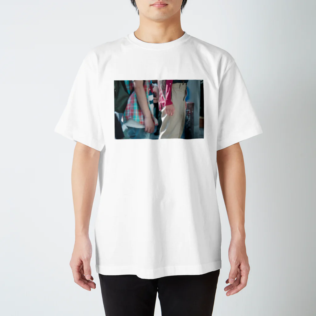 セブンフィルムの映画『渋谷シャドウ　』（公式グッズ） Regular Fit T-Shirt