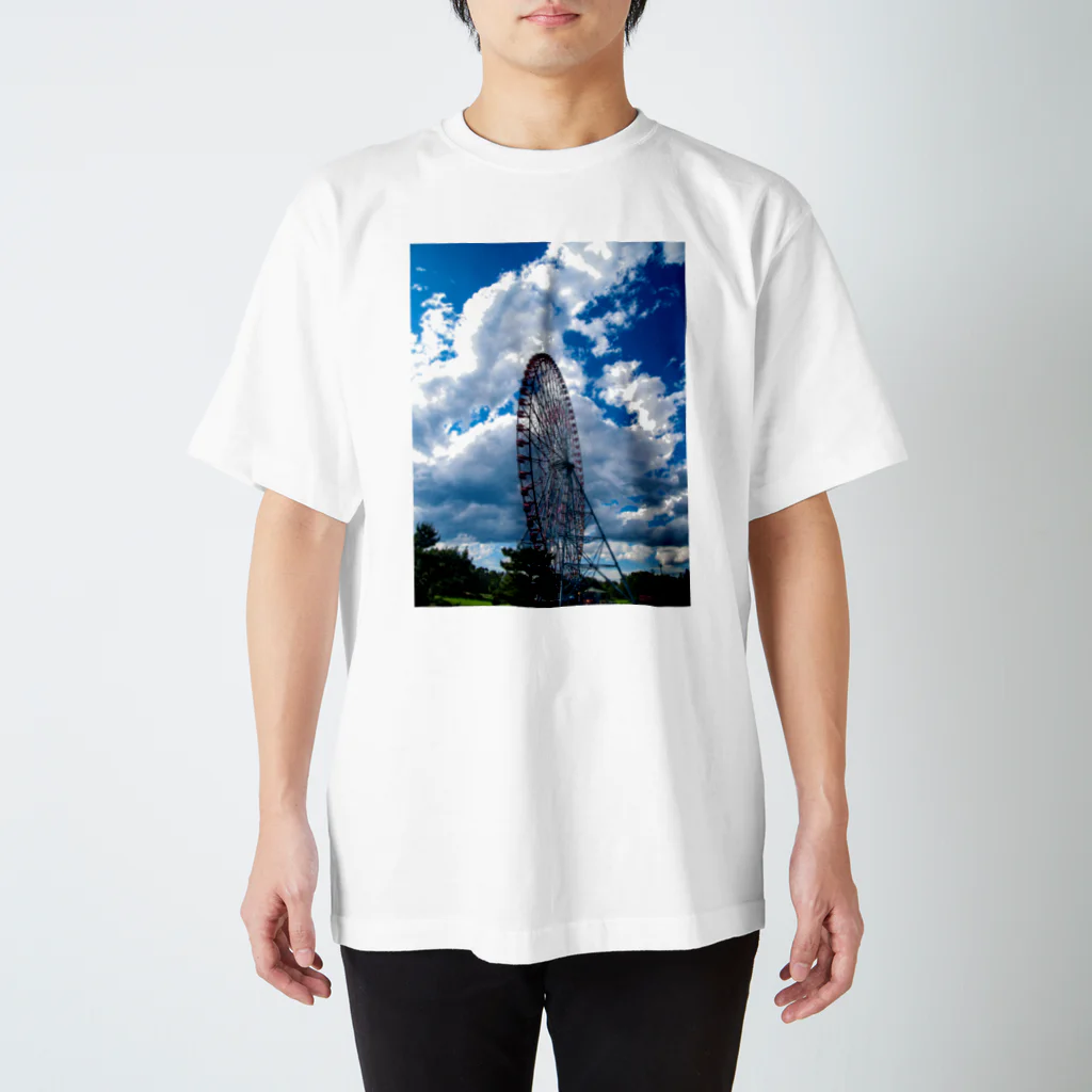 taka_1026の夏空に観覧車 スタンダードTシャツ