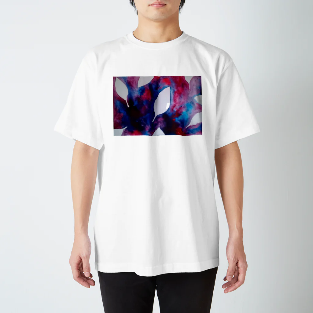 HIBARIのベリーベリー Regular Fit T-Shirt