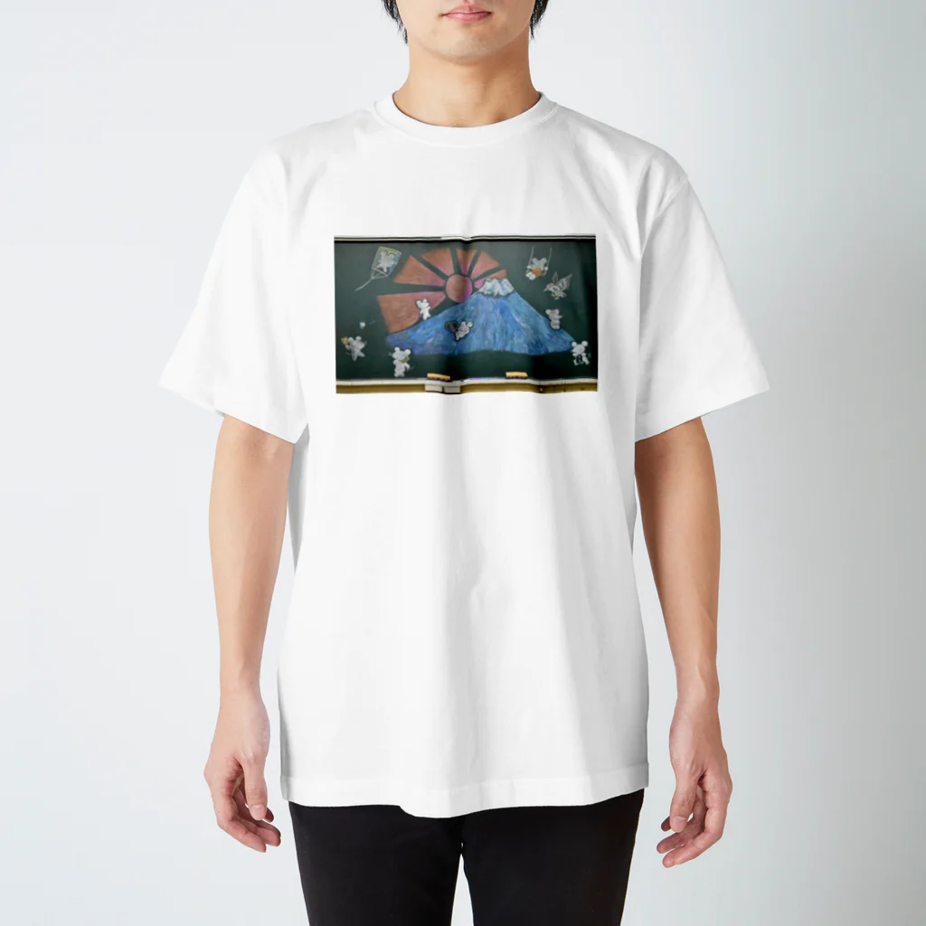 r_Waomの一富士二鷹三なちゅび Regular Fit T-Shirt