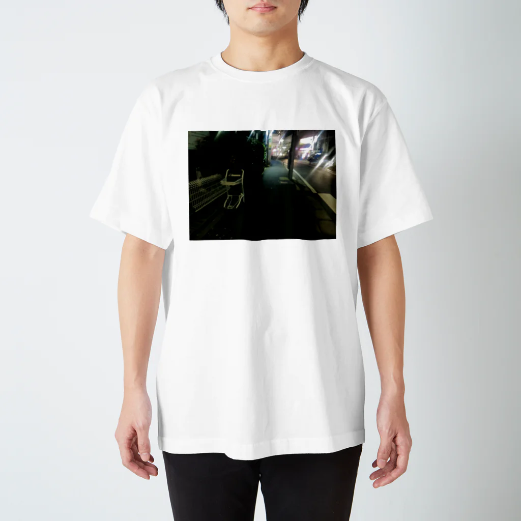 19mile_の野生のカート Regular Fit T-Shirt