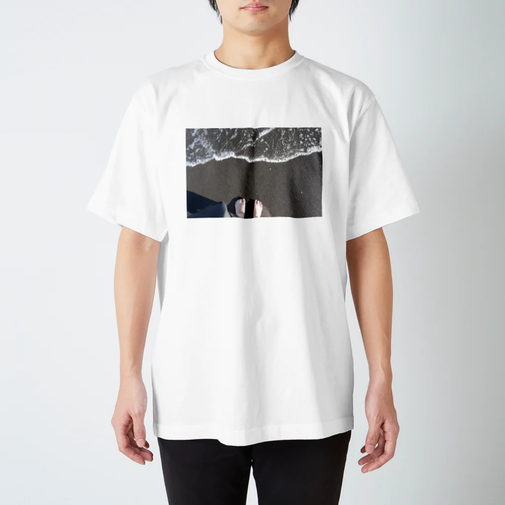 masaynのTシャツ/海と足 Regular Fit T-Shirt