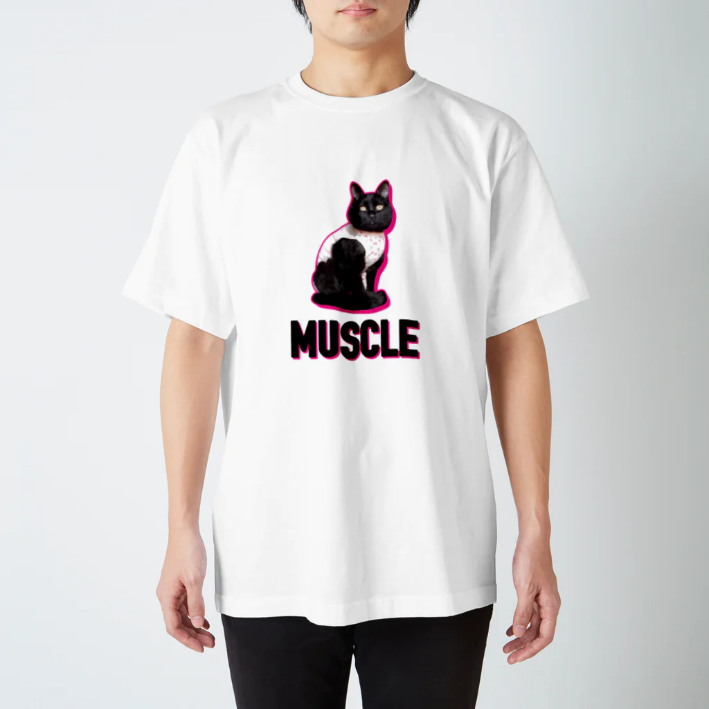 保護猫支援ショップ・パール女将のお宿のマッスルニャンコ スタンダードTシャツ