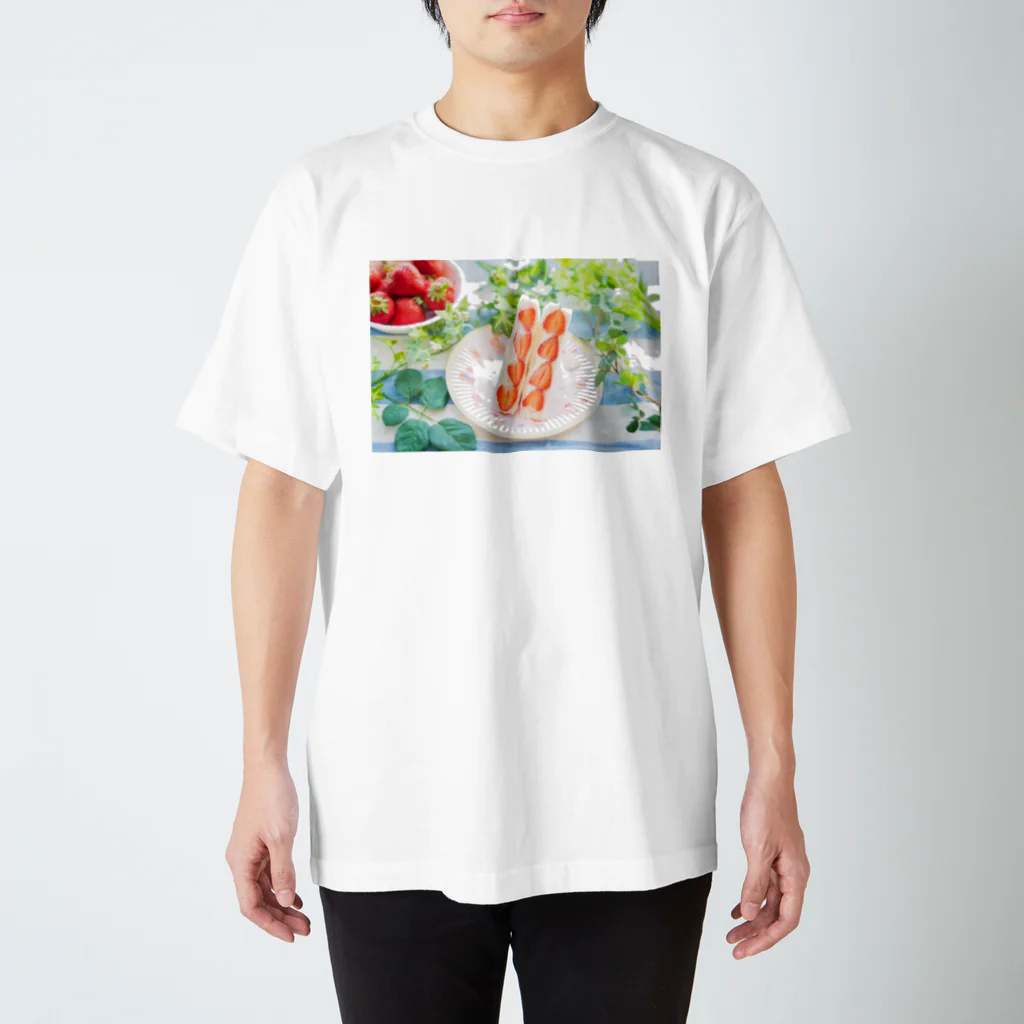 2ca_aのいちごサンド スタンダードTシャツ