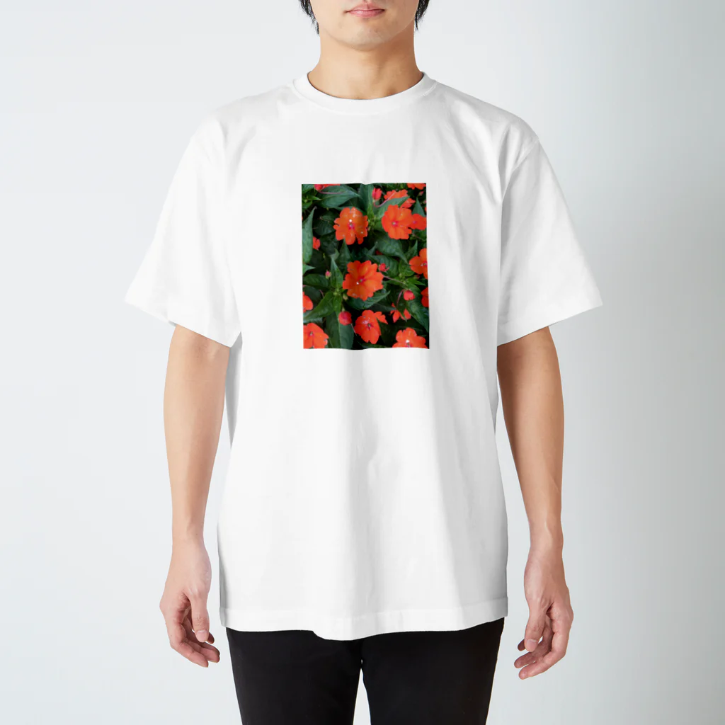 go80sのオレンジの花とグリーンの葉 スタンダードTシャツ