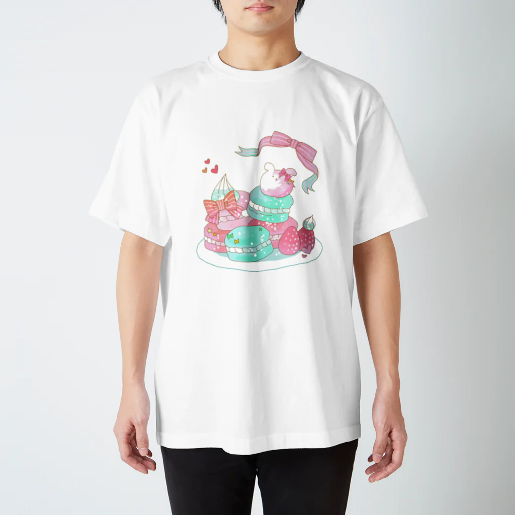 a0のうさぎマカロン Regular Fit T-Shirt