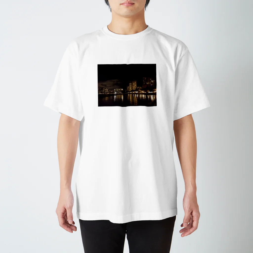 edamameの夜のWAIKIKI スタンダードTシャツ