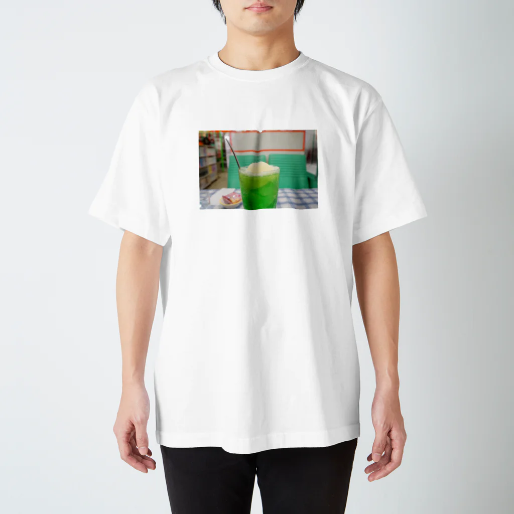 喫茶レストラン丘/のぼるさんのクリームソーダ  スタンダードTシャツ