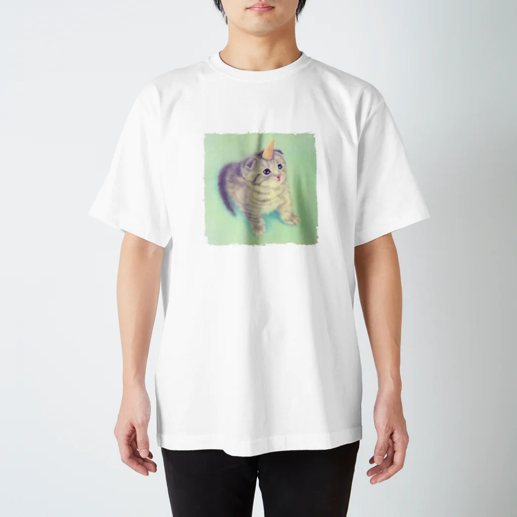 萌獣ファクトリー「純屋」の萌獣 猫 ユニャコーン／ゆにゃんこ：とんがりコーン スタンダードTシャツ