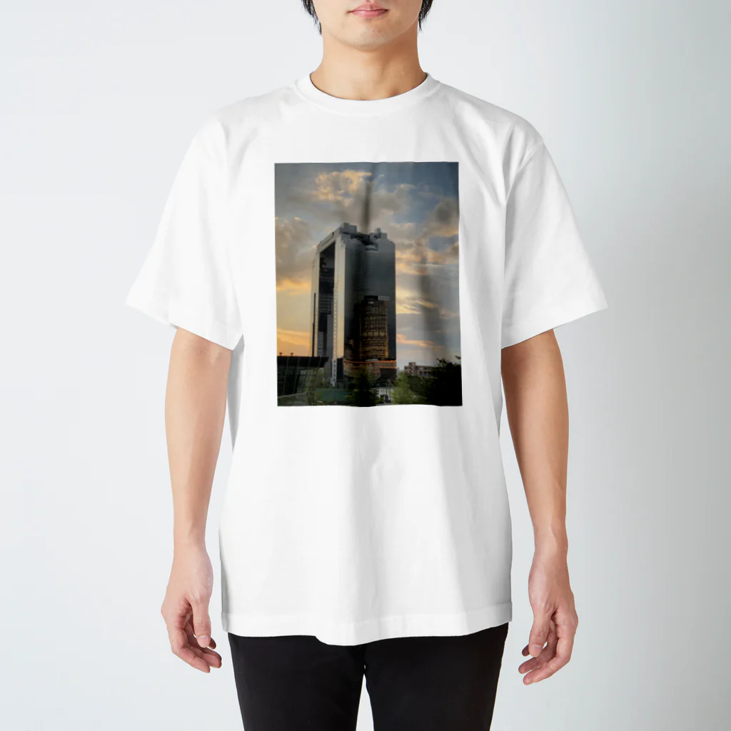 セーヤ様の9月　鏡の世界 Regular Fit T-Shirt