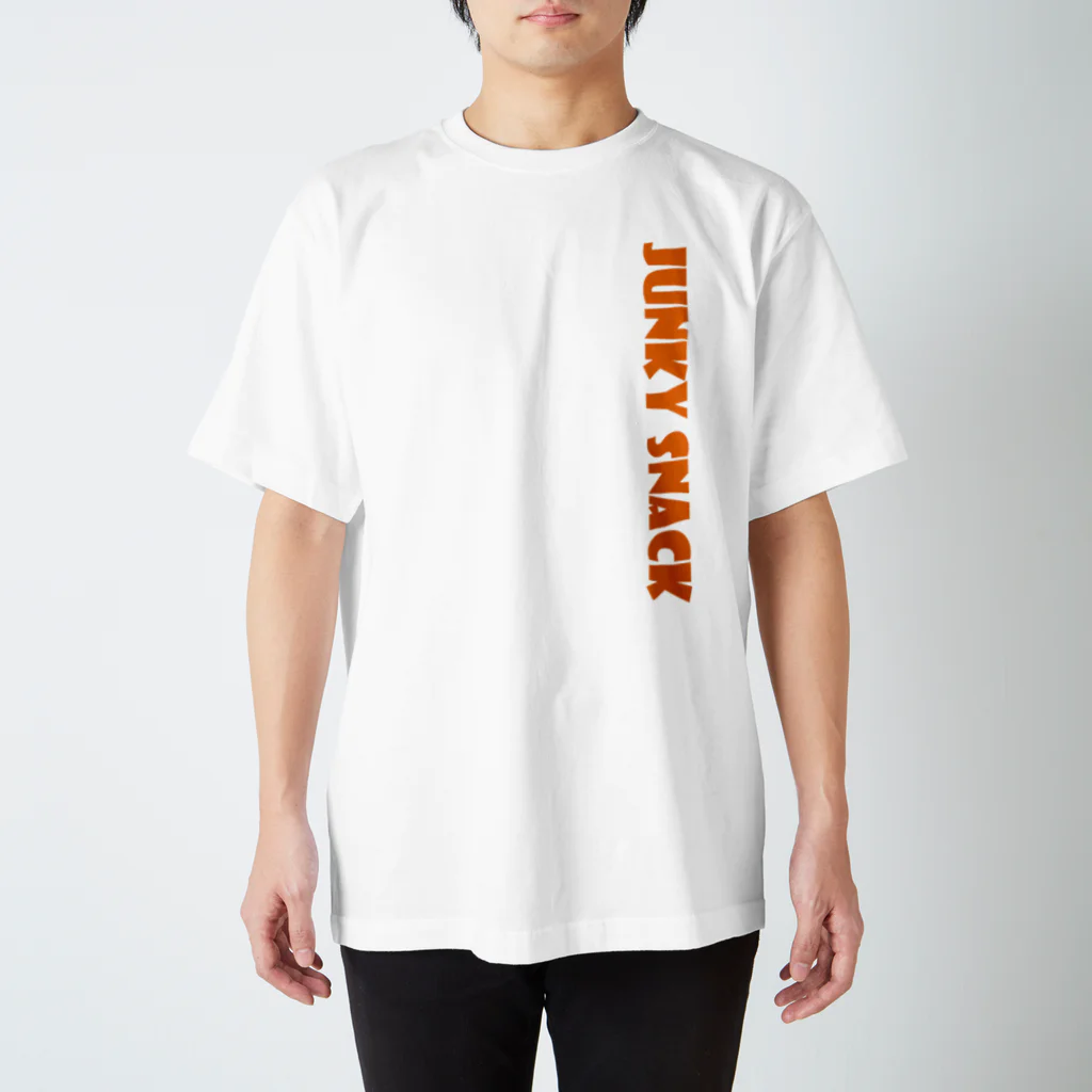 SNACKSのJUNKY SNACK 006縦 Regular Fit T-Shirt