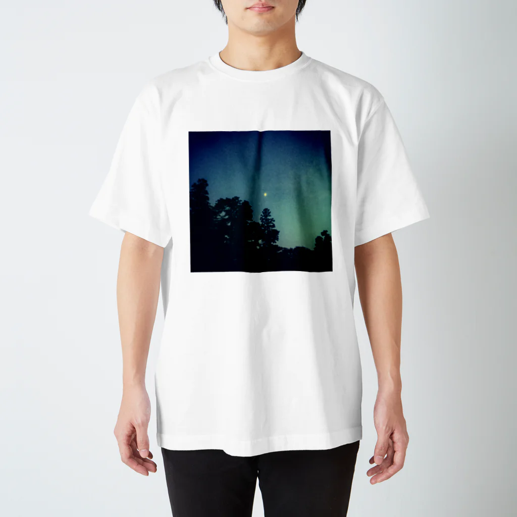 ITOKONの月 Regular Fit T-Shirt