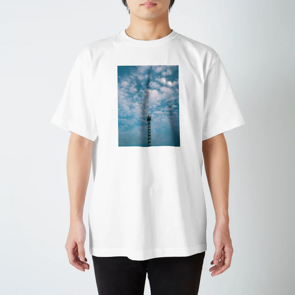 369sky♪の青空と鉄塔 スタンダードTシャツ