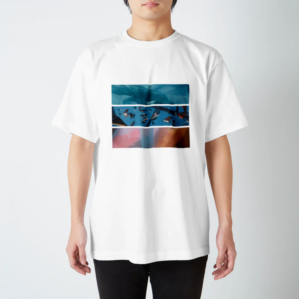 Ayaka NakazonoのChildhood Daydream Regular Fit T-Shirt