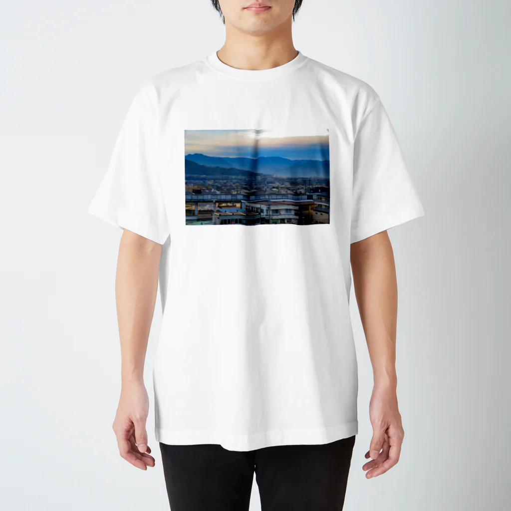 tetsu/中原徹也（Rebrast）の山と街 Regular Fit T-Shirt