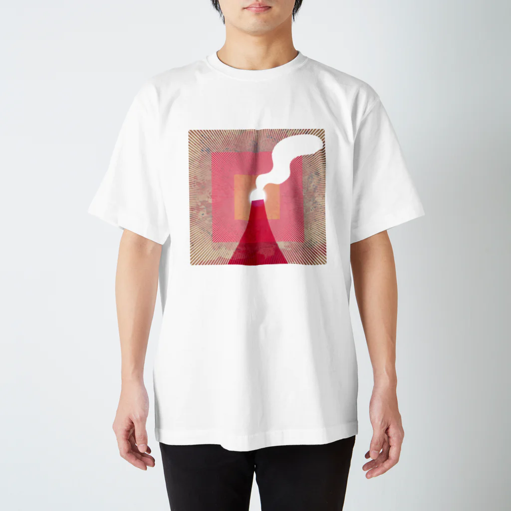 活気クラブの活気グラフィック「噴火」 Regular Fit T-Shirt
