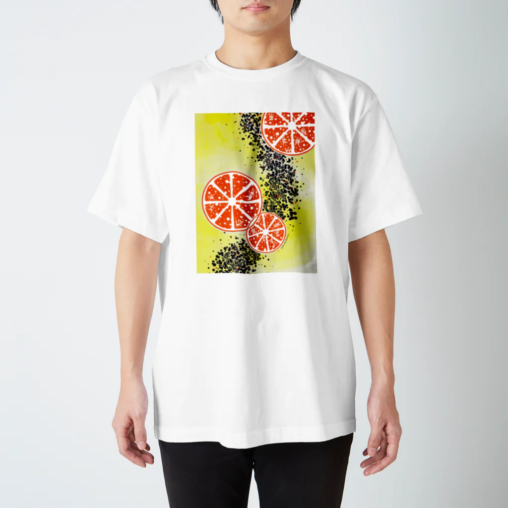 サタカ(Sataka)のレモネードうさぎ Regular Fit T-Shirt