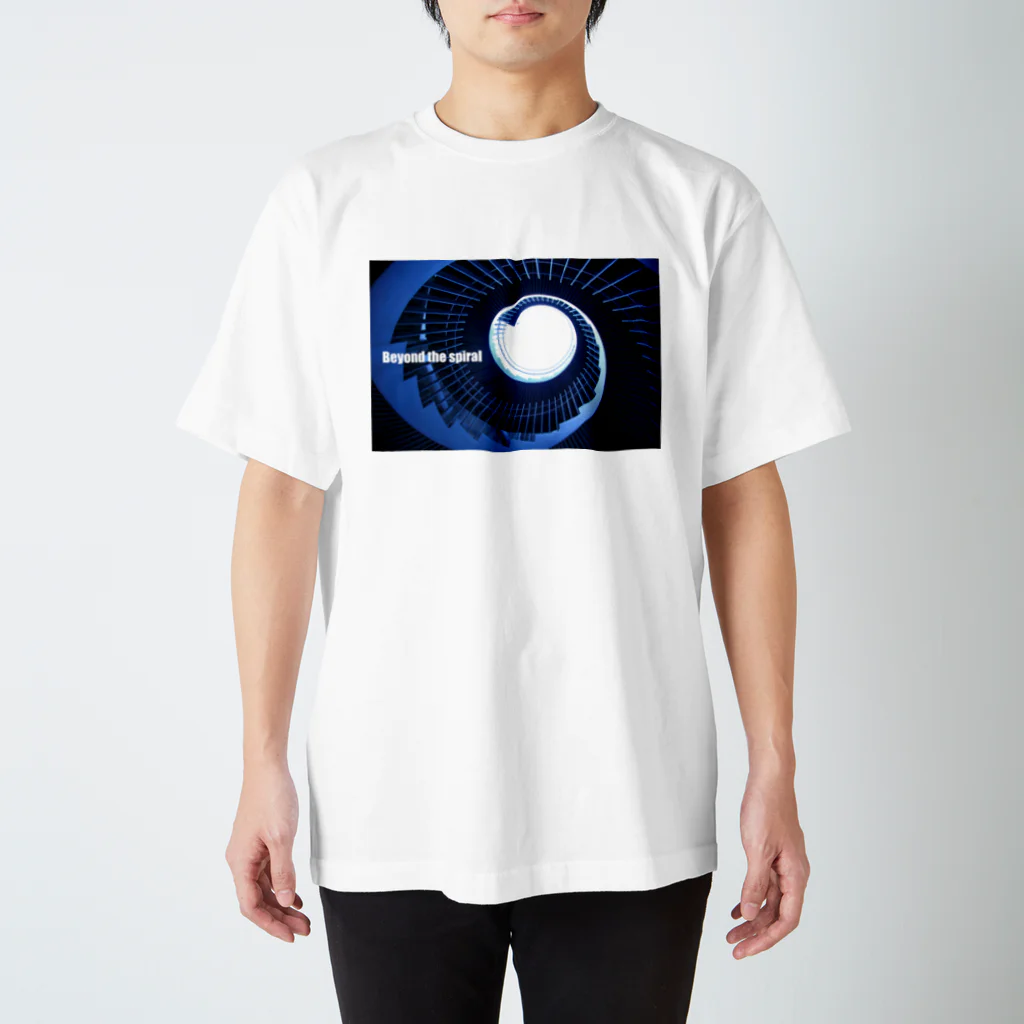 photo-kiokuのらせん階段 スタンダードTシャツ