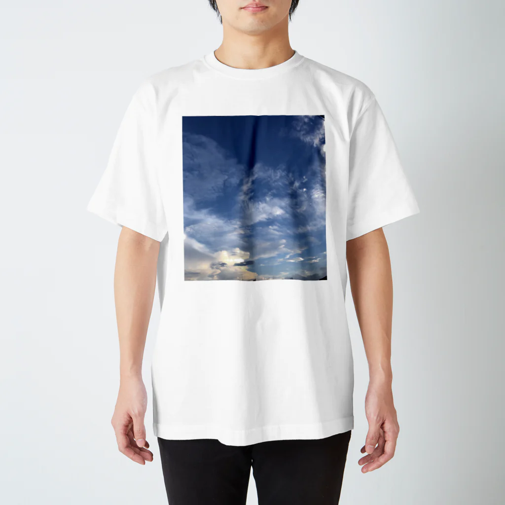 ヤマダ商店の空 Regular Fit T-Shirt