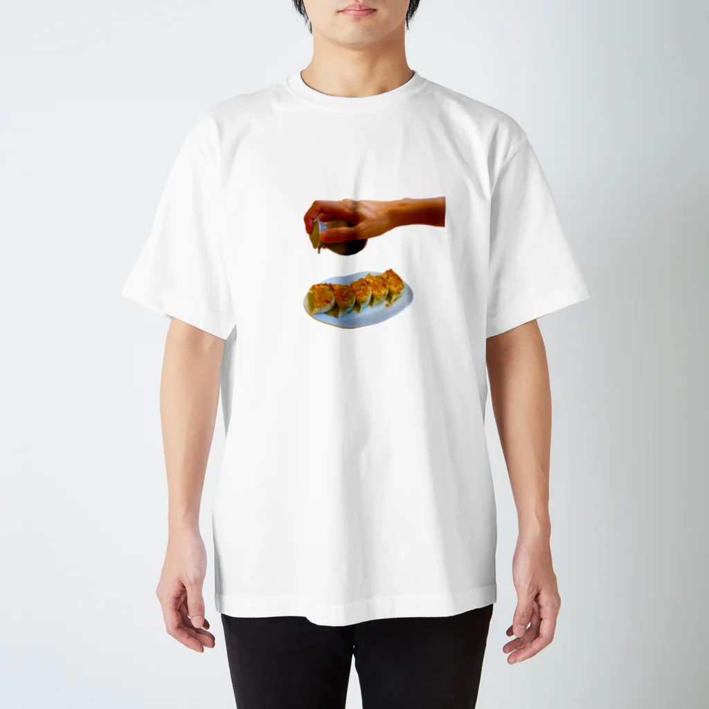 あかるい弁当のGyoza Tarari Regular Fit T-Shirt