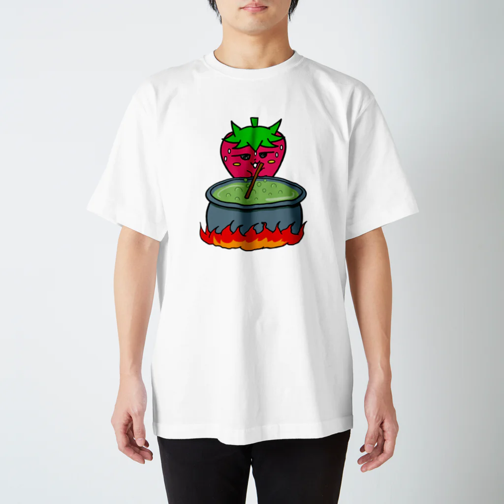 いちごのチーゴくん＆ゴーストベジタブルズのいちごのチーゴくん　鍋でグツグツ Regular Fit T-Shirt