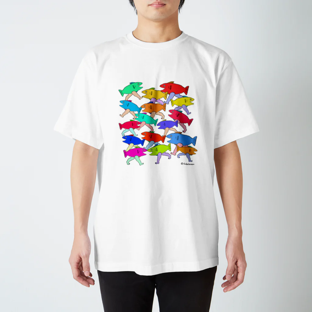  むきむき   地球生活の魚街 Regular Fit T-Shirt