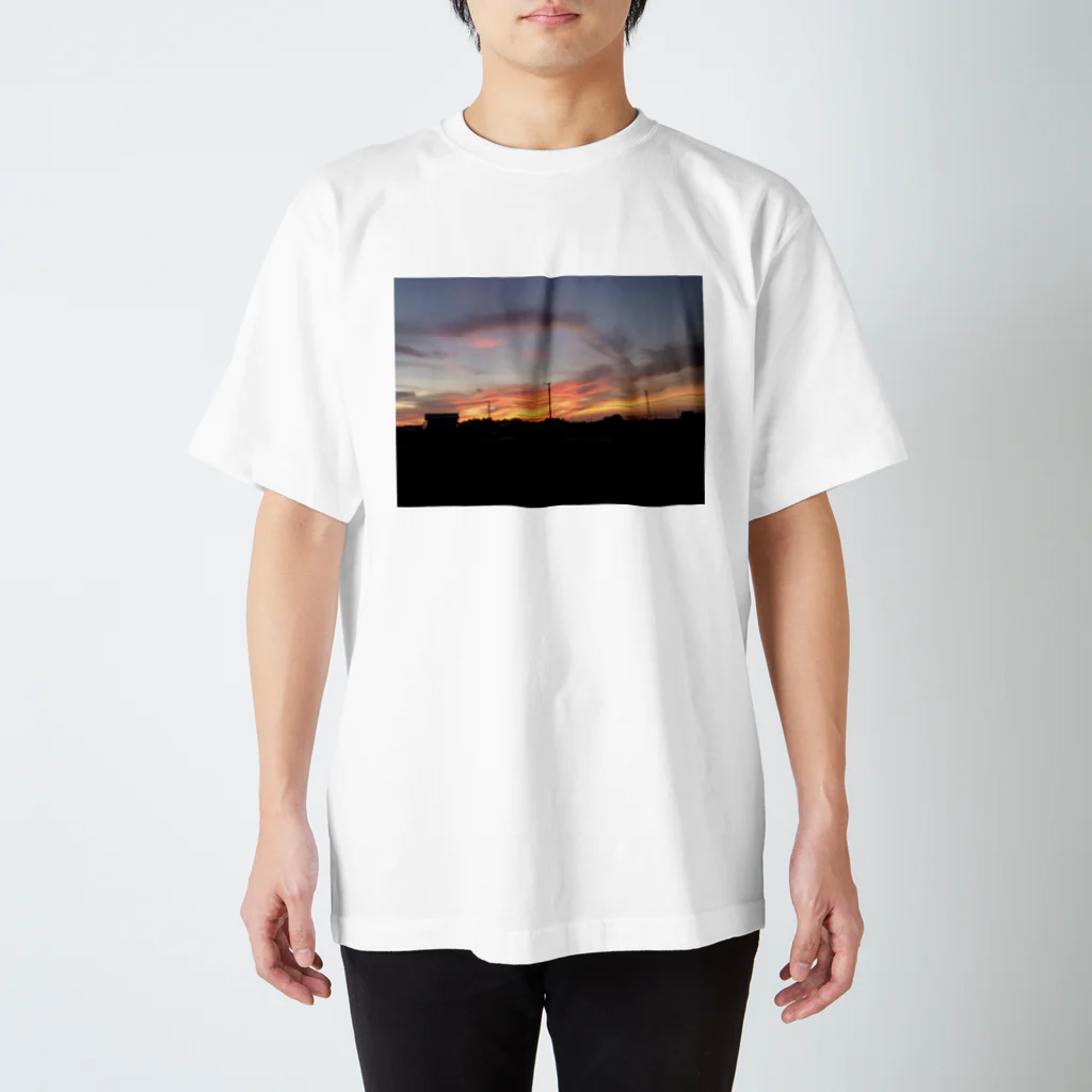 ばにーすぺーの夕焼けぞら スタンダードTシャツ