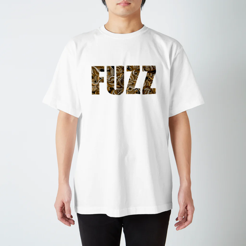 ペルル舎のFUZZ Regular Fit T-Shirt