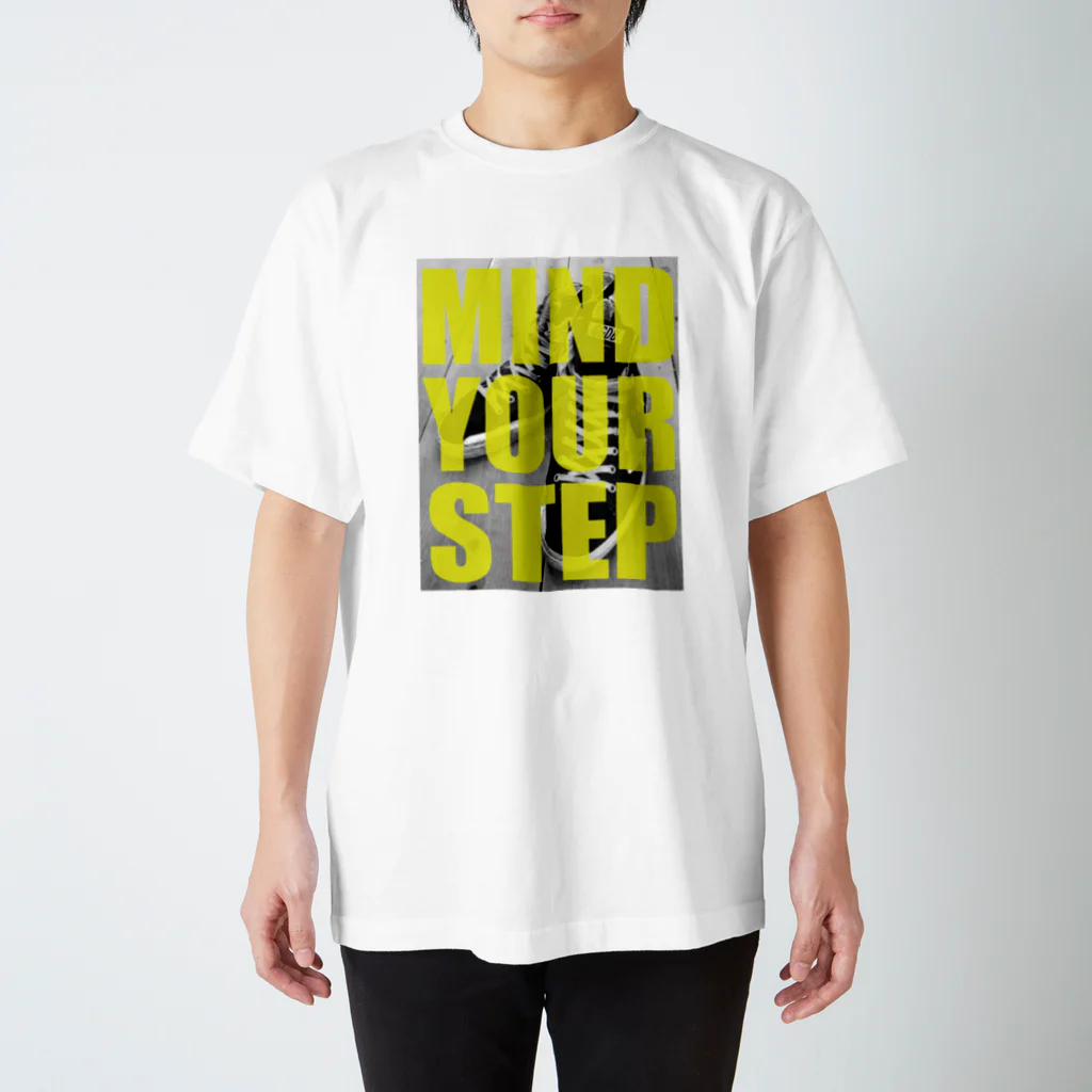 MOTIONのYELLOW STEP スタンダードTシャツ