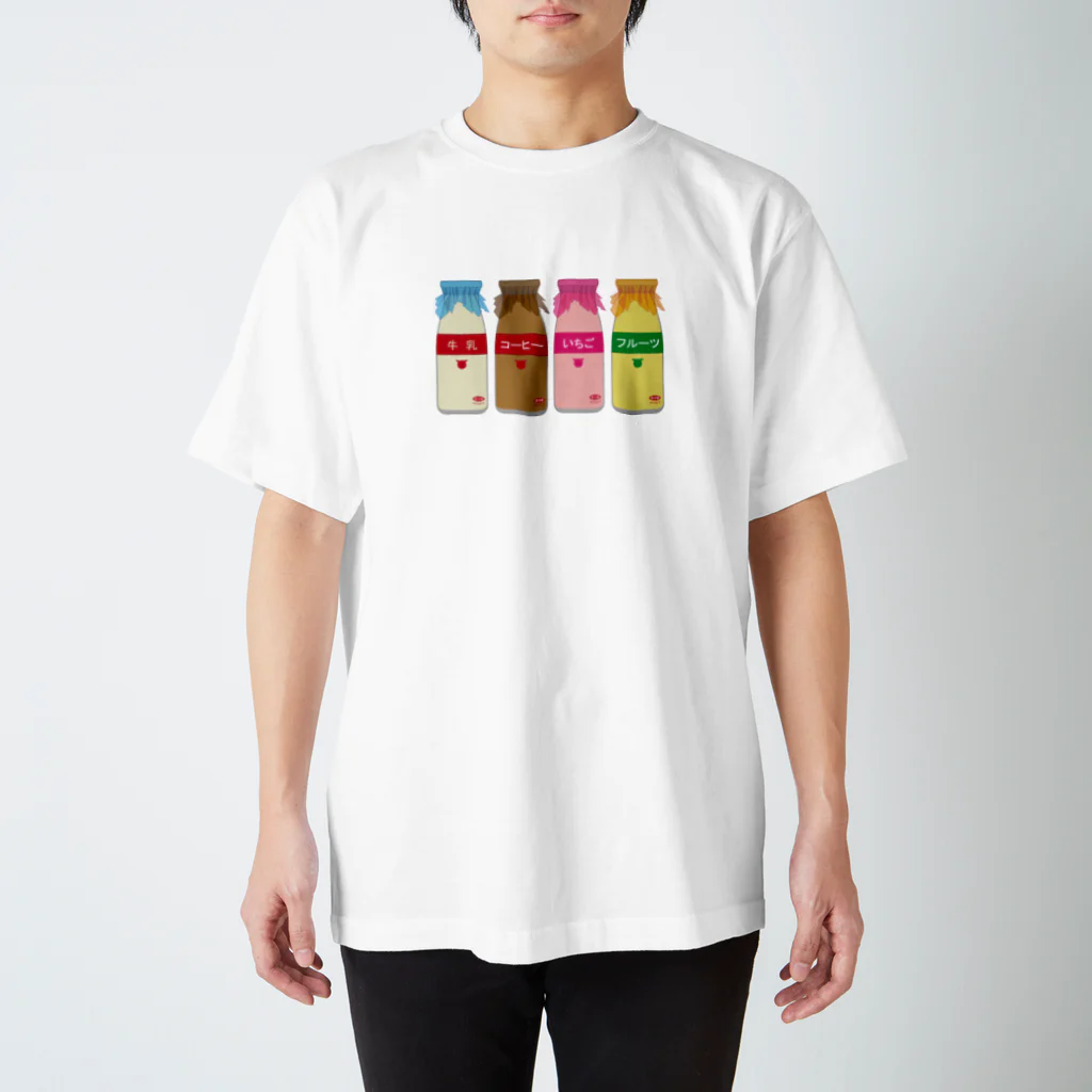 CHOTTOPOINTの【飲み物】牛乳瓶(いろんな味) Regular Fit T-Shirt