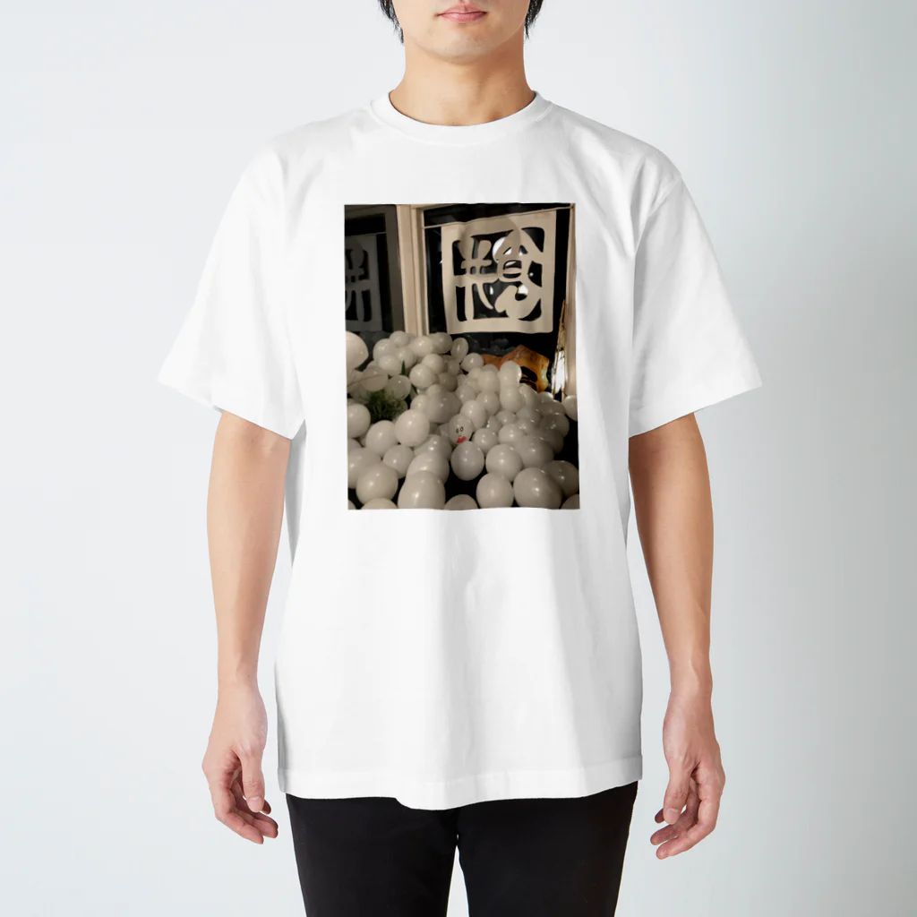 YA-BUY7のもちつもたれつ Regular Fit T-Shirt