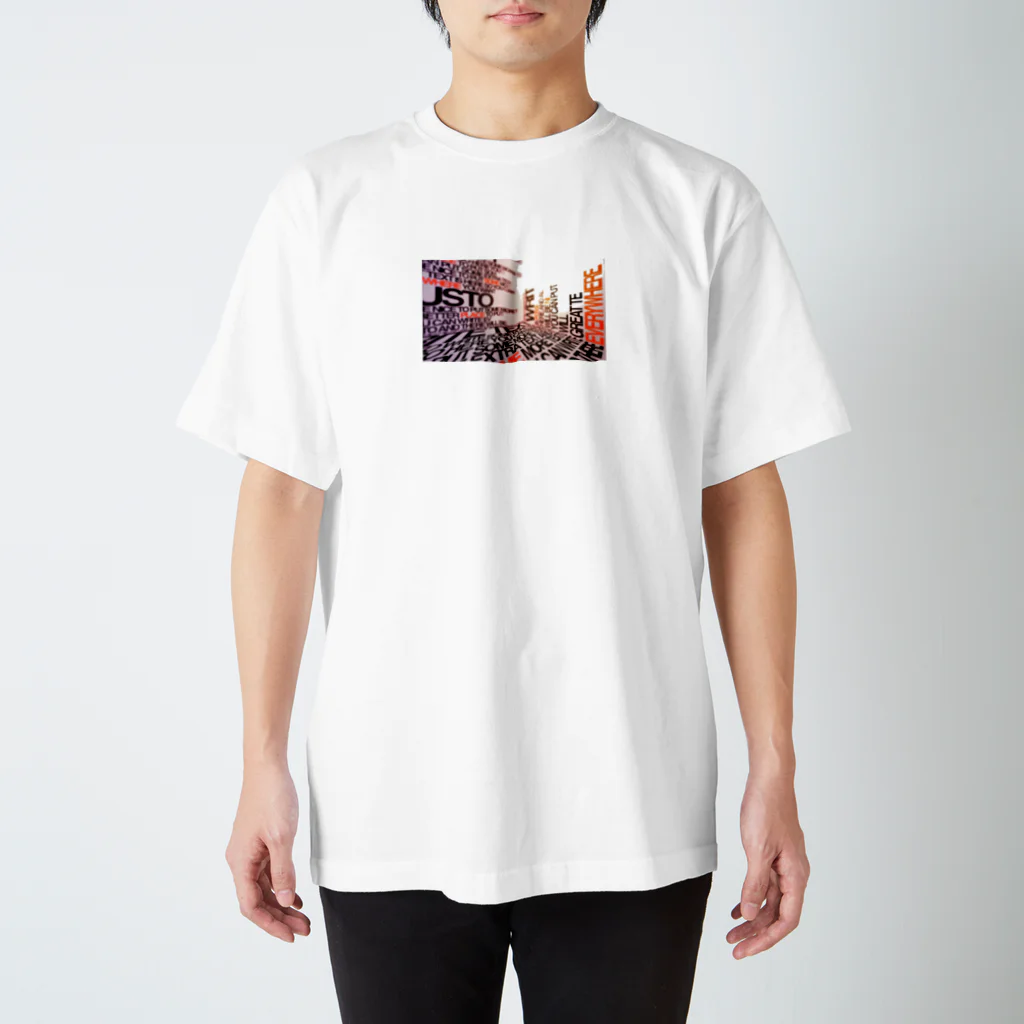 ユキのタイポグラフィ０１ Regular Fit T-Shirt