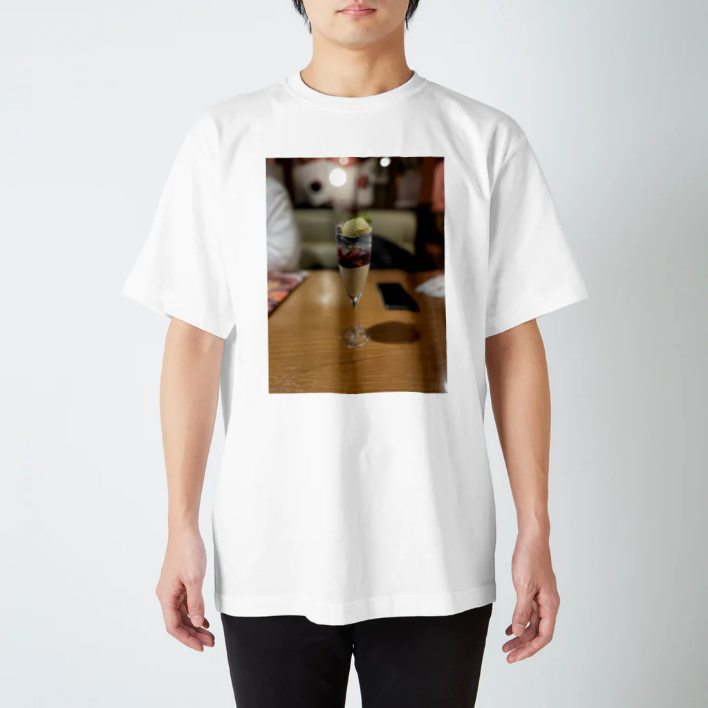 たけのこのパフェって美味しいよね。 Regular Fit T-Shirt