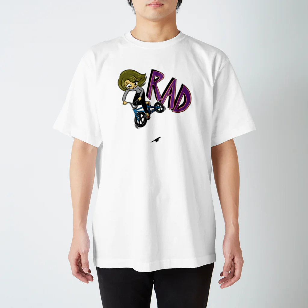 nidan-illustrationの"RAD" 1 Regular Fit T-Shirt