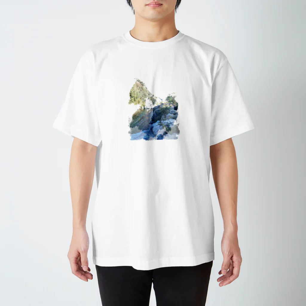 ネココネコマゴネコの河を見る Regular Fit T-Shirt